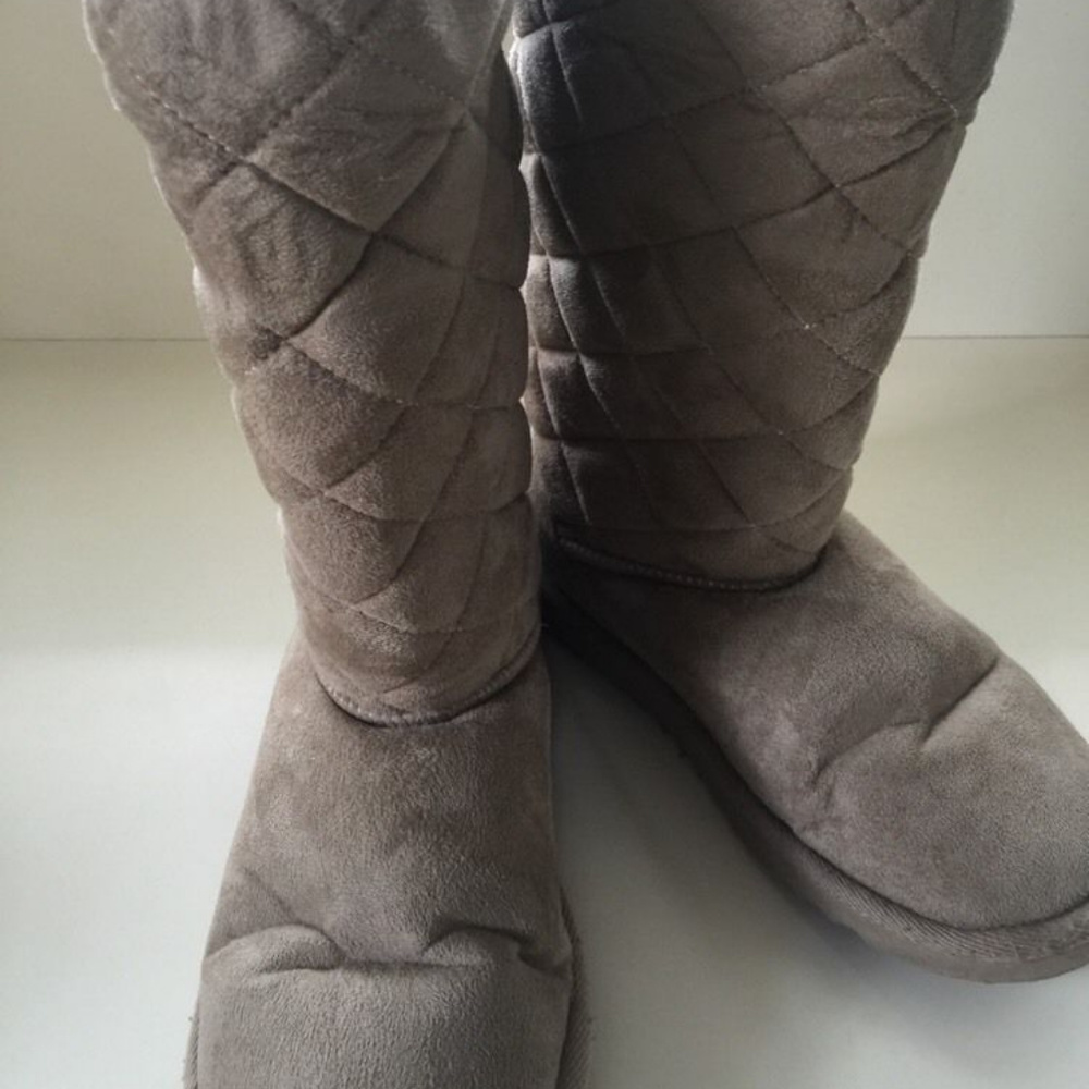 Aeropostale Womens Boots Taupe Faux Fur Lined 8